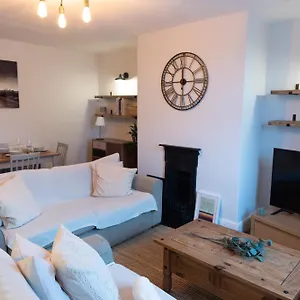 oak-cottage-deepcar.yorkshirehotels.net/